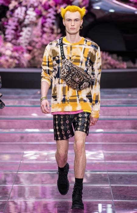 versace menswear keith flint|Versace Spring 2020 Menswear Collection .